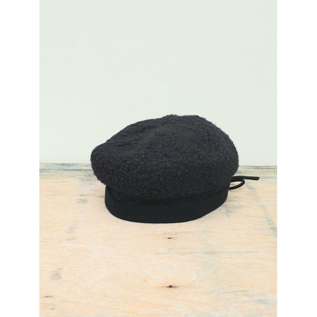 Julie Dubois skrybėlė